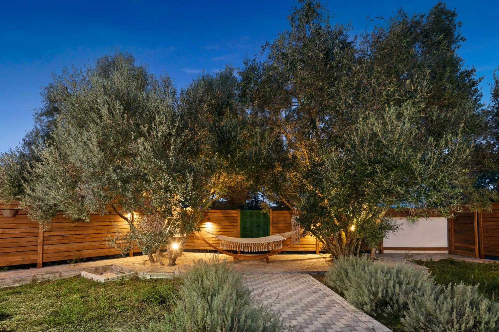 Villa Serenity - Off Grid Villa Pouládes Eksteriør billede